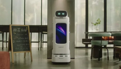 food-delivery-robot-in-restaurant